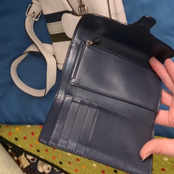 Coach Jade Saddle bag with matching Wallet - Picture 11 of 15